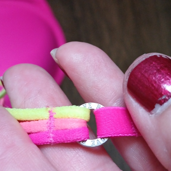 PINK Victoria's Secret Demi MultiWay Bra. - Picture 6 of 9